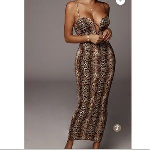 SNAKESKIN SILVY DEEP NECK DRESS - XL never worn with tags